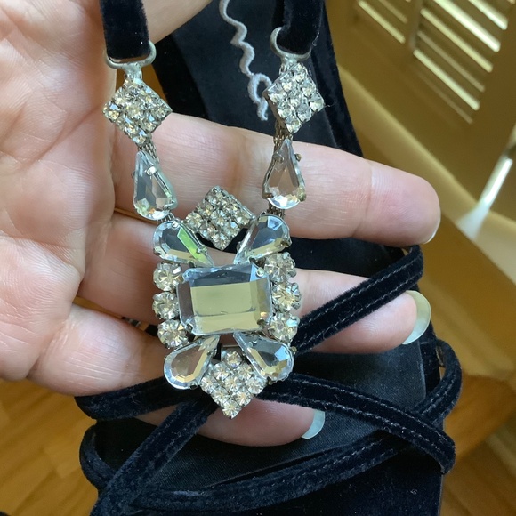 Nina Marmar Black Velvet Rhinestone High Heel Sandals SZ 39 - Picture 15 of 16